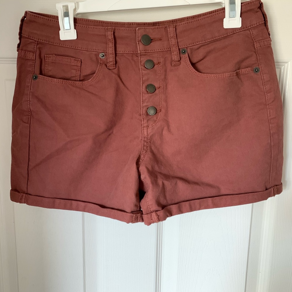 Universal Thread high waist shorts